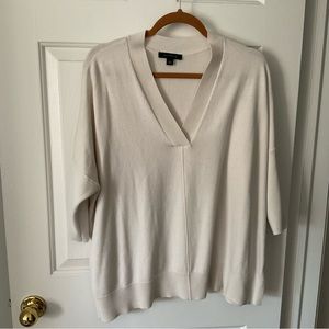 Ann Taylor Cream V-Neck Lightweight Knit Top